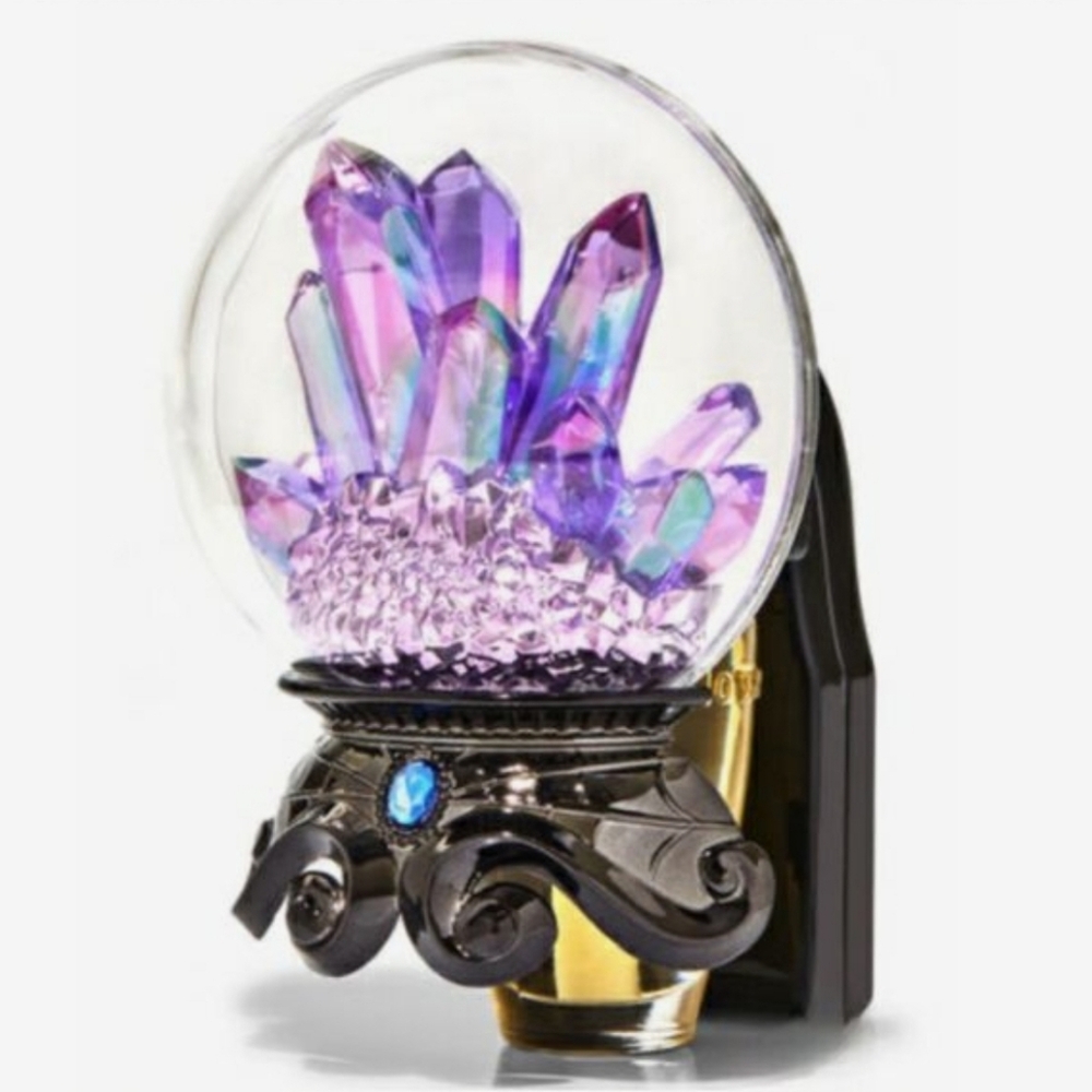 Bath & Bodyworks Purple Crystals Crystal Ball Wallflower 💜 Limited Edition
